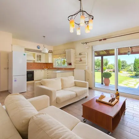 Amelia Βίλα Γεννάδι